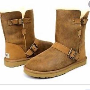 Ugg Australia Classic Short Dylyn Bomber Boot Size 6 NIB